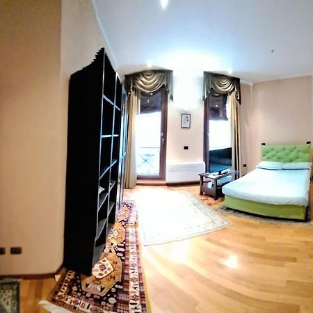 Live The History- A Due Passi Dal Castello Apartment Ferrara Ngoại thất bức ảnh